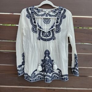 Chelsea & Violet White‎ and Blue Embroidered Blouse Boho Hippie Tunic Size Small